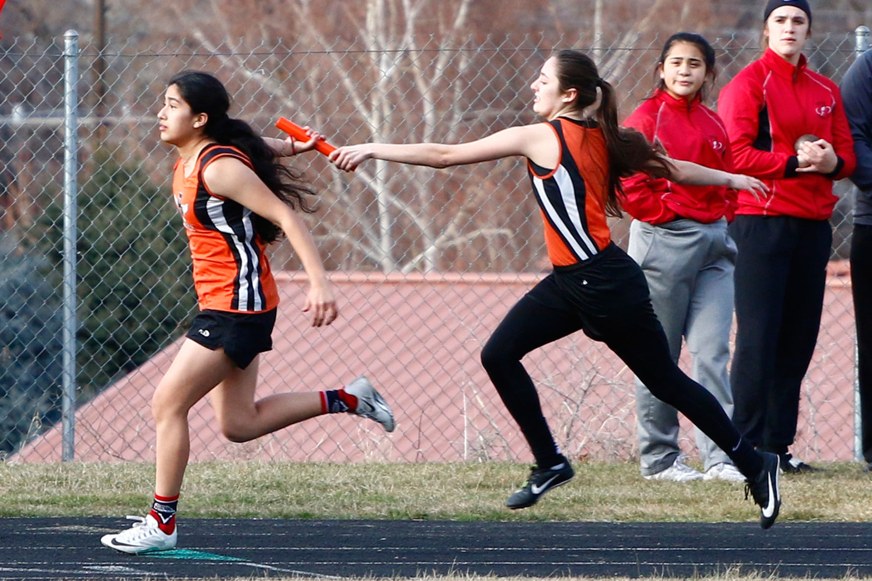 Bridgeport girls handoff